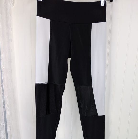 ONZIE Black & White Colorblock Yoga Leggings Sz M/L - Picture 4 of 12